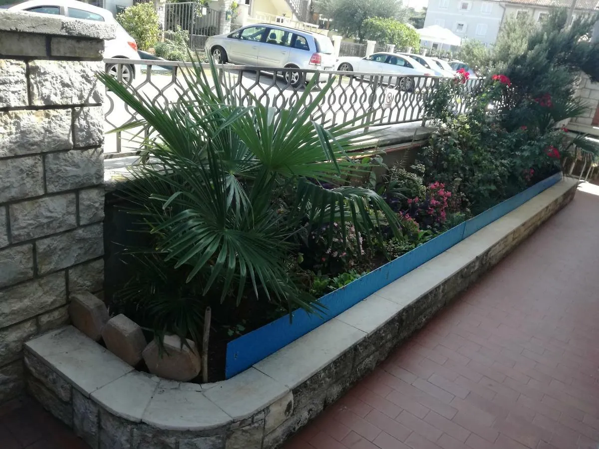 Vile Park Apartments Porec 0*,